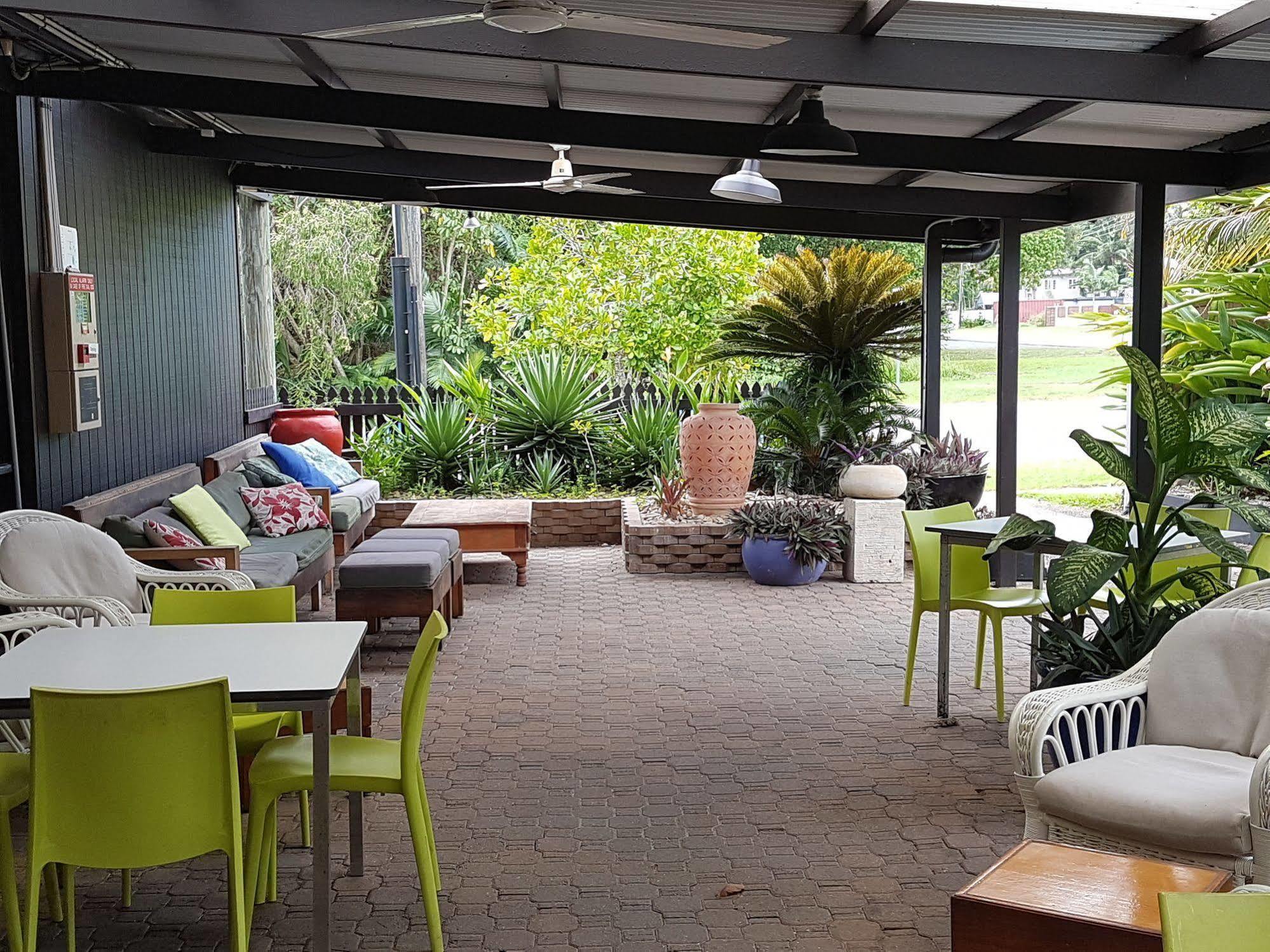 Coral Beach Lodge Port Douglas Exterior photo
