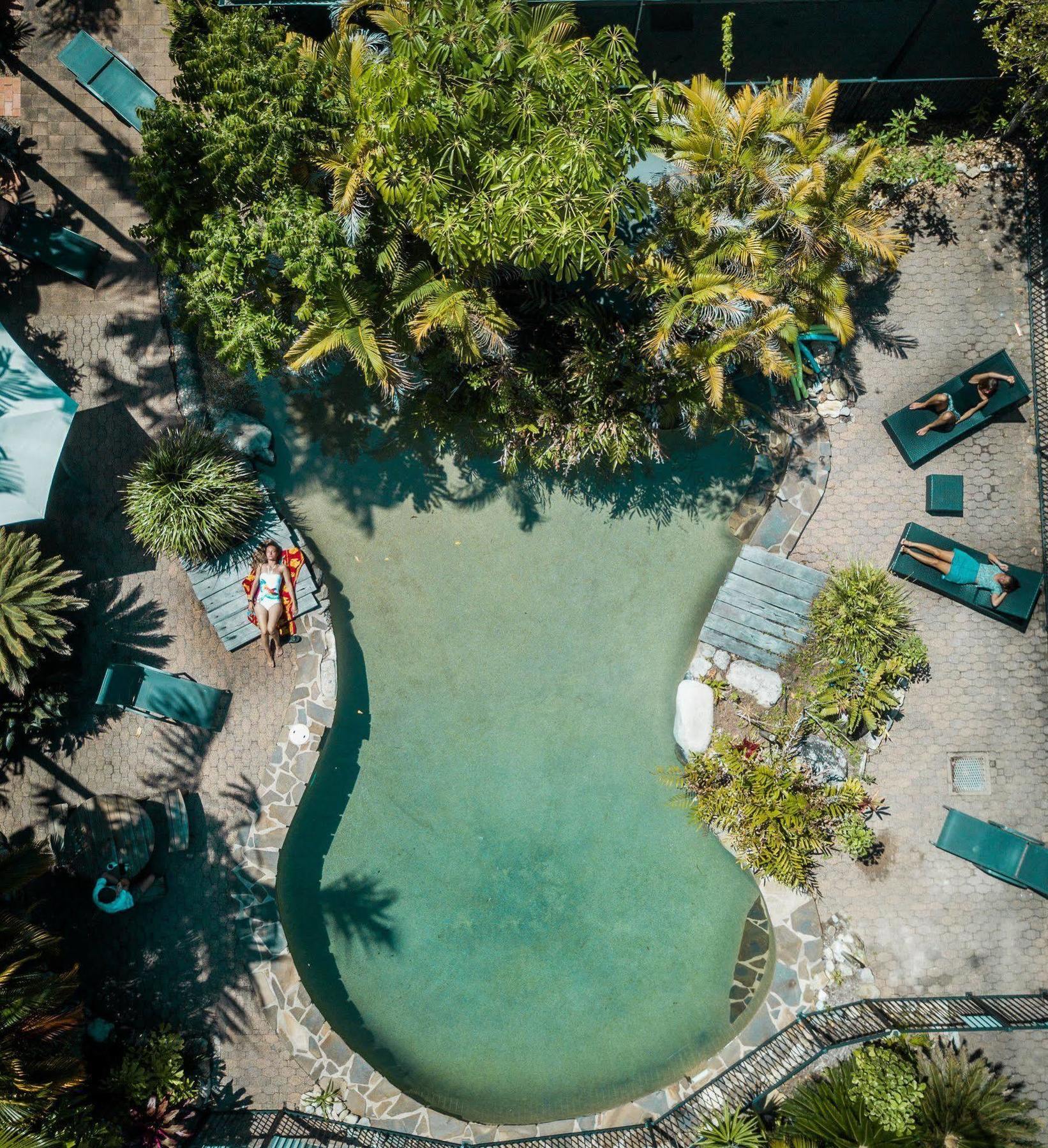 Coral Beach Lodge Port Douglas Exterior photo